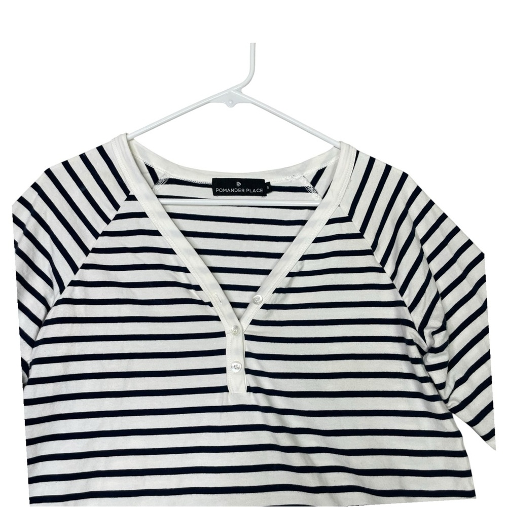 Tuckernuck Pomander Place women top Blouse 3/4 Sleeve striped size S henley - Picture 5 of 10